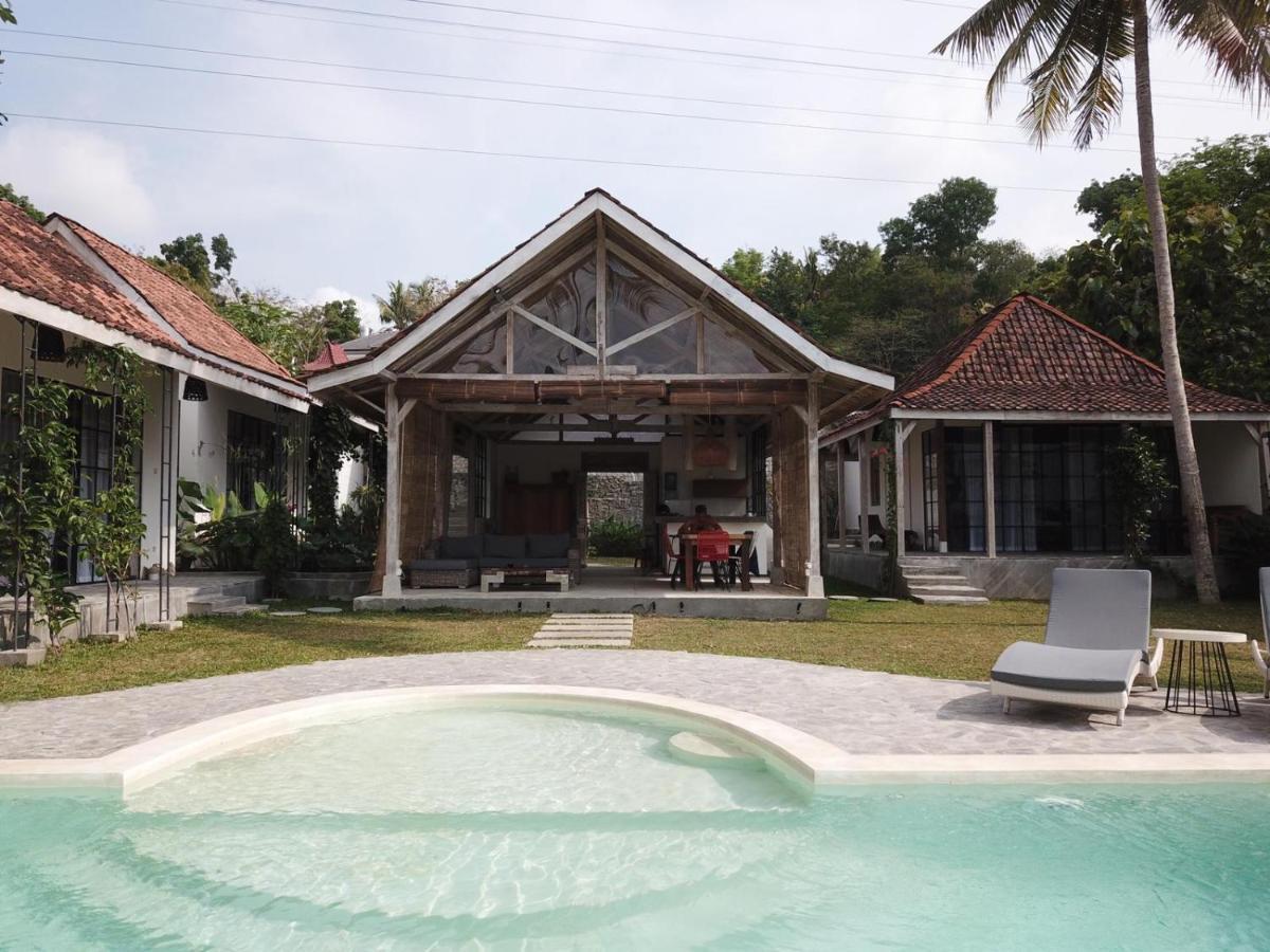 Sunmoonstarvillas Yogyakarta Jarakan Bagian luar foto