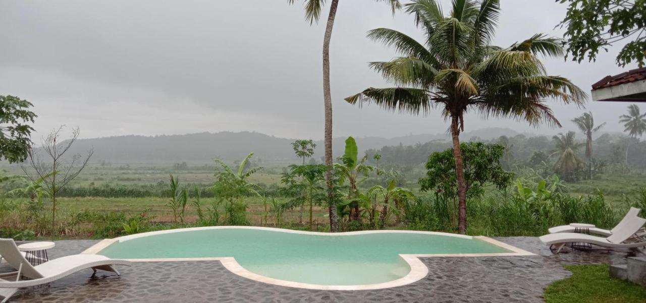 Sunmoonstarvillas Yogyakarta Jarakan Bagian luar foto