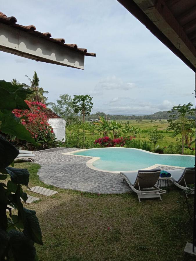 Sunmoonstarvillas Yogyakarta Jarakan Bagian luar foto