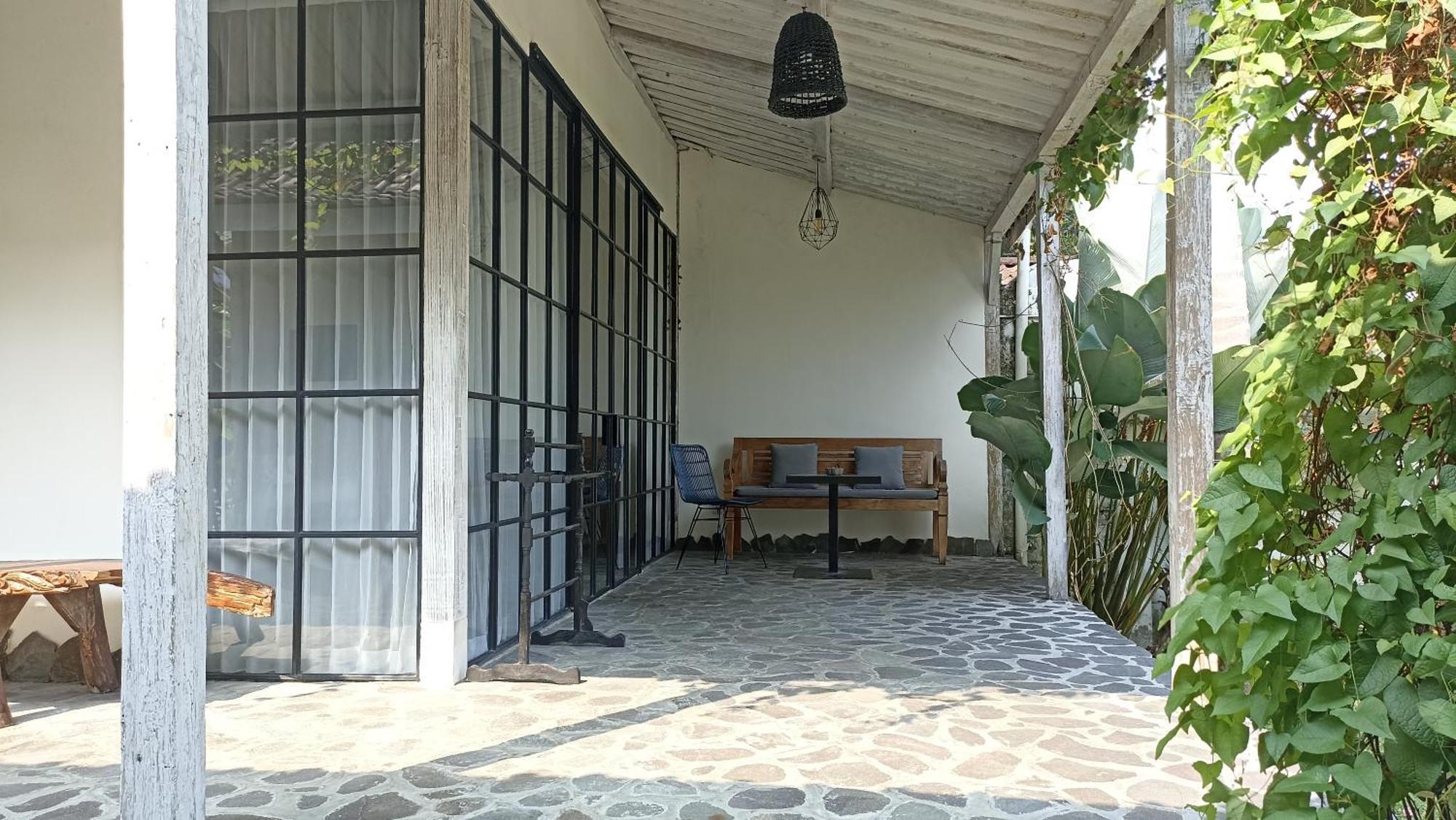 Sunmoonstarvillas Yogyakarta Jarakan Bagian luar foto