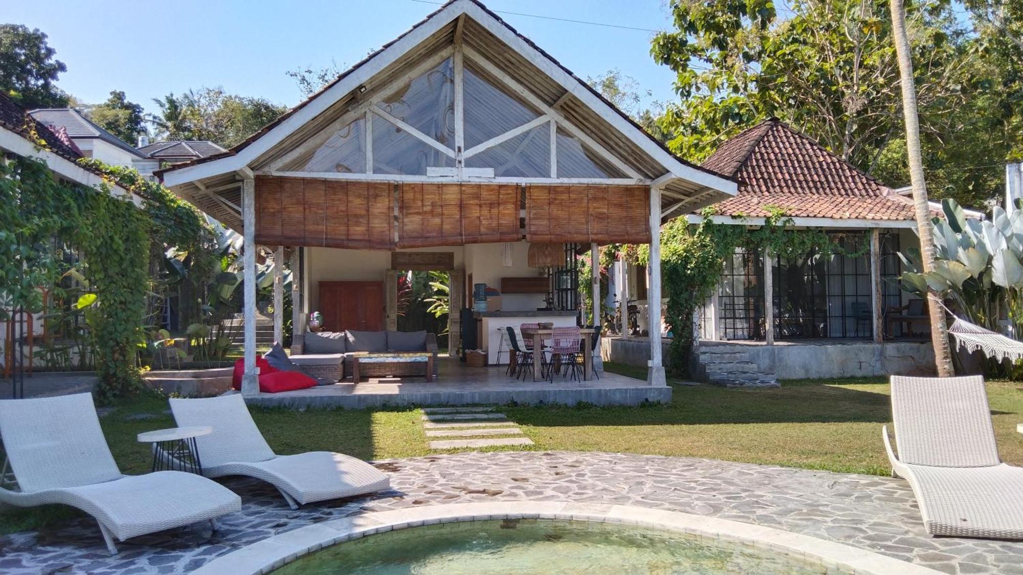 Sunmoonstarvillas Yogyakarta Jarakan Bagian luar foto