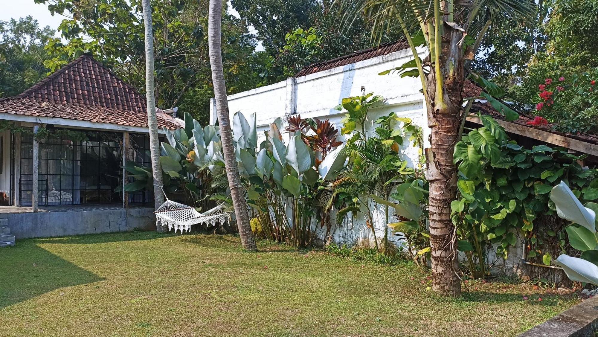 Sunmoonstarvillas Yogyakarta Jarakan Bagian luar foto